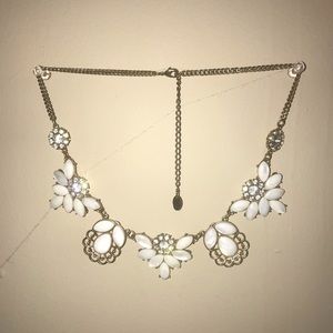 Plated flower necklace 😎